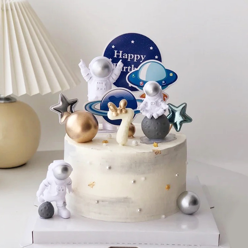 Topper de bolo de astronauta p - Resin Art Alphabet avaliação e preço